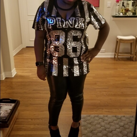 🔥🔥 PINK Fashion Show Limited Edition Choker Top - Picture 3 of 3